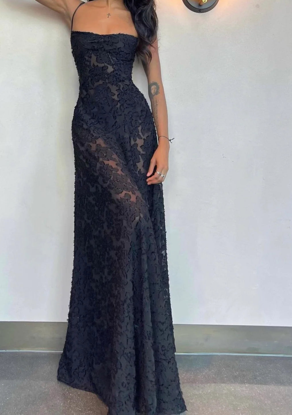 Seren Gown (Black)