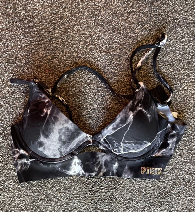 VS Sports Bra FOR SALE